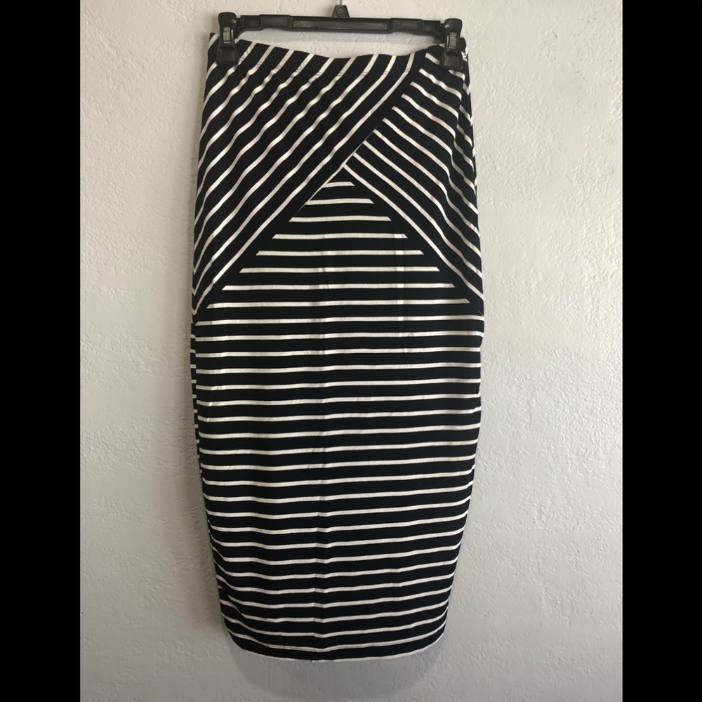 Socialite Long Stripe Skirt SZ Small